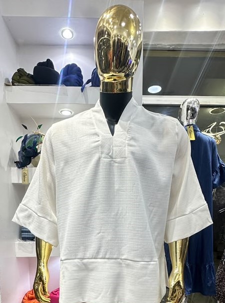 Men Top with V neck